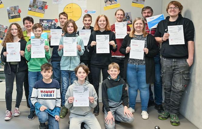 2023-03-17-JugendForscht5Tschapka