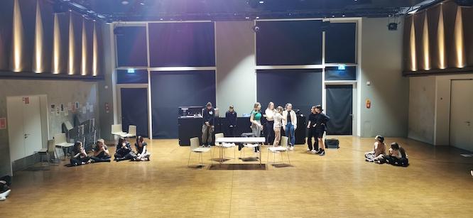 2023-04-12-Mittelstufentheater5