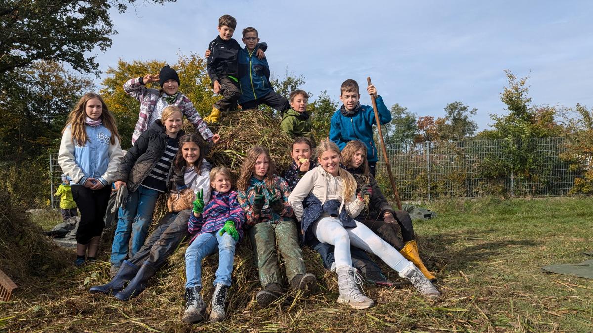 PXL20241018101104553RAW-01COVER