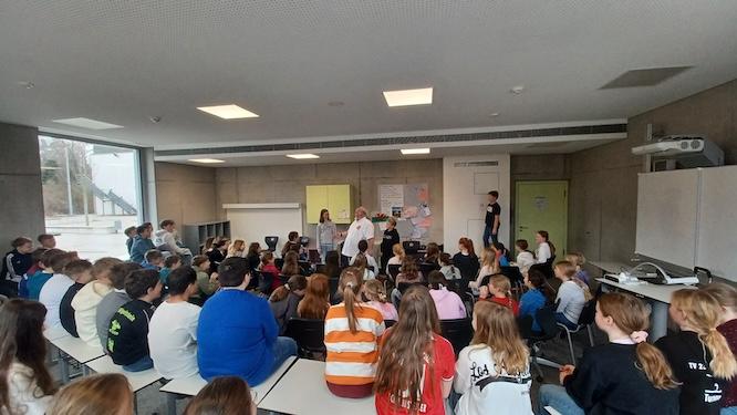 2025-03-22-storytelling3